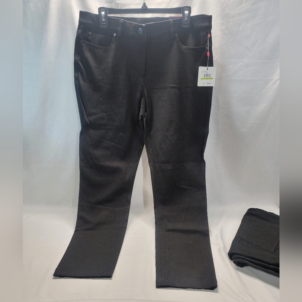 Women Rafaella black higher rise stretch fabric jeans/pants, size 14 nwt